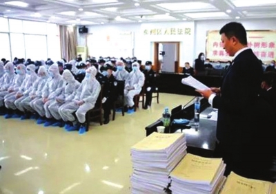 天水秦州區開審18人涉惡案 被控涉嫌敲詐勒索、尋釁滋事、開設賭場等