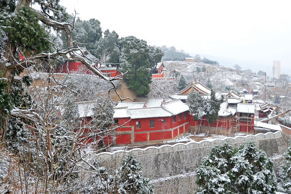 雪后的天水玉泉觀，仿佛回到了古秦州