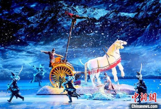 圖為《天下雄關》演出劇照?！「哒?攝