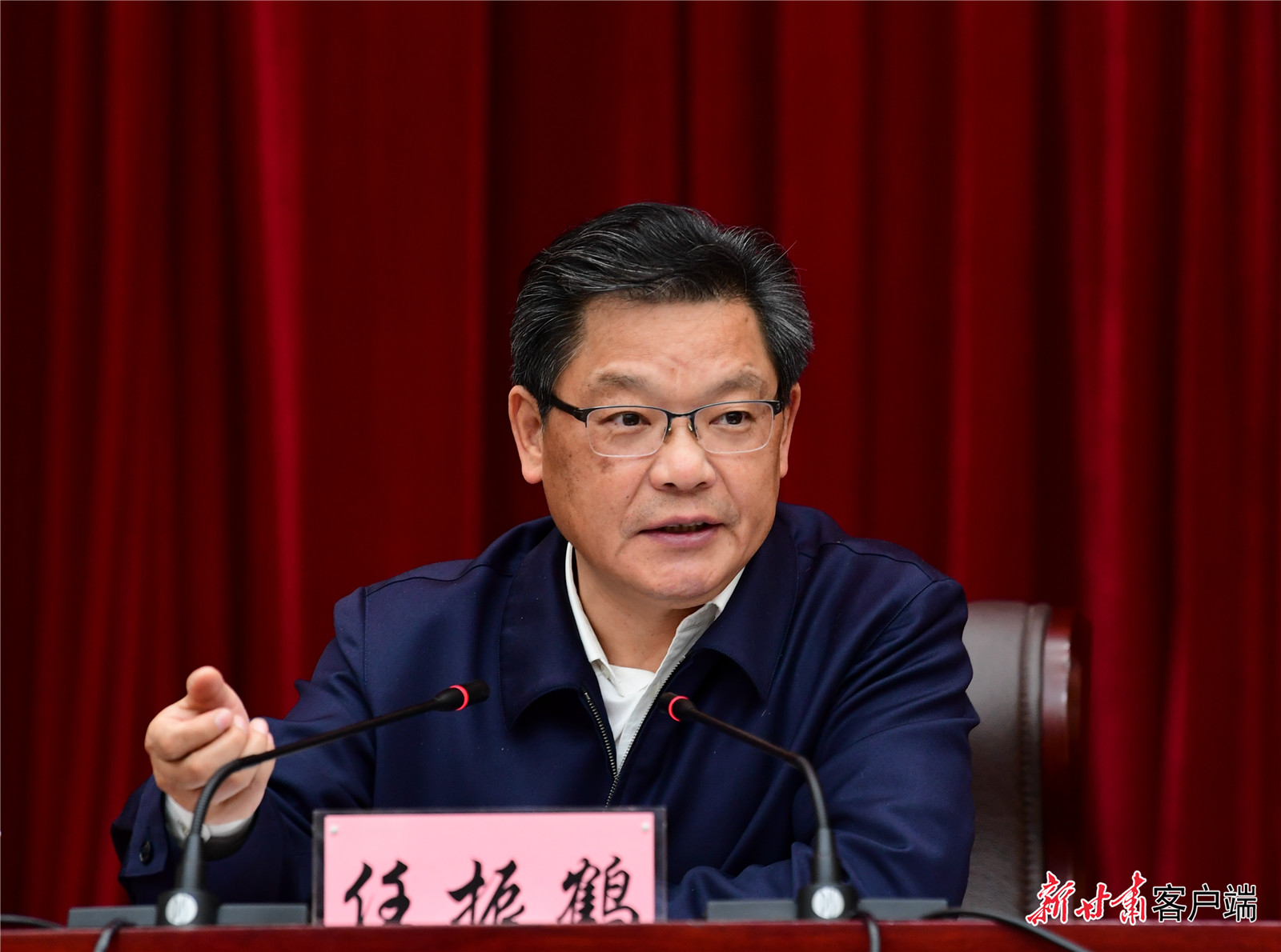 任振鶴在全省新型城鎮化工作推進會議上強調：凝心聚力抓落實、蹄疾步穩向前進，奮力推進新型城鎮化建設再上新臺階