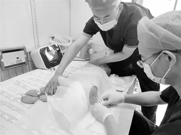 70萬元一針“天價藥”納入醫保 兩歲女嬰成為甘肅首例用藥患兒