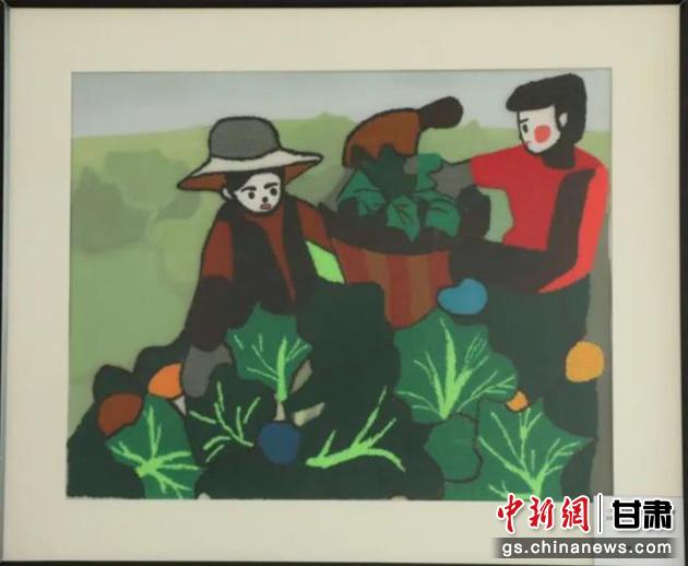 皋蘭縣高原夏菜項(xiàng)目幫助當(dāng)?shù)貗D女增收致富。刺繡 黃淑娟 繡稿 趙海科 皋蘭縣高原夏菜項(xiàng)目幫助當(dāng)?shù)貗D女增收致富。刺繡 黃淑娟 繡稿 趙海科